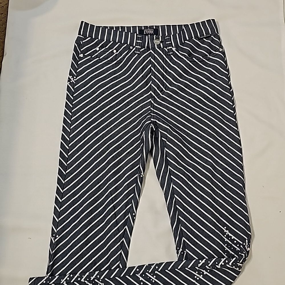 Gianfranco Ferre Jeans- NW0T@ light weight denim print w/ silver  stars, stripes